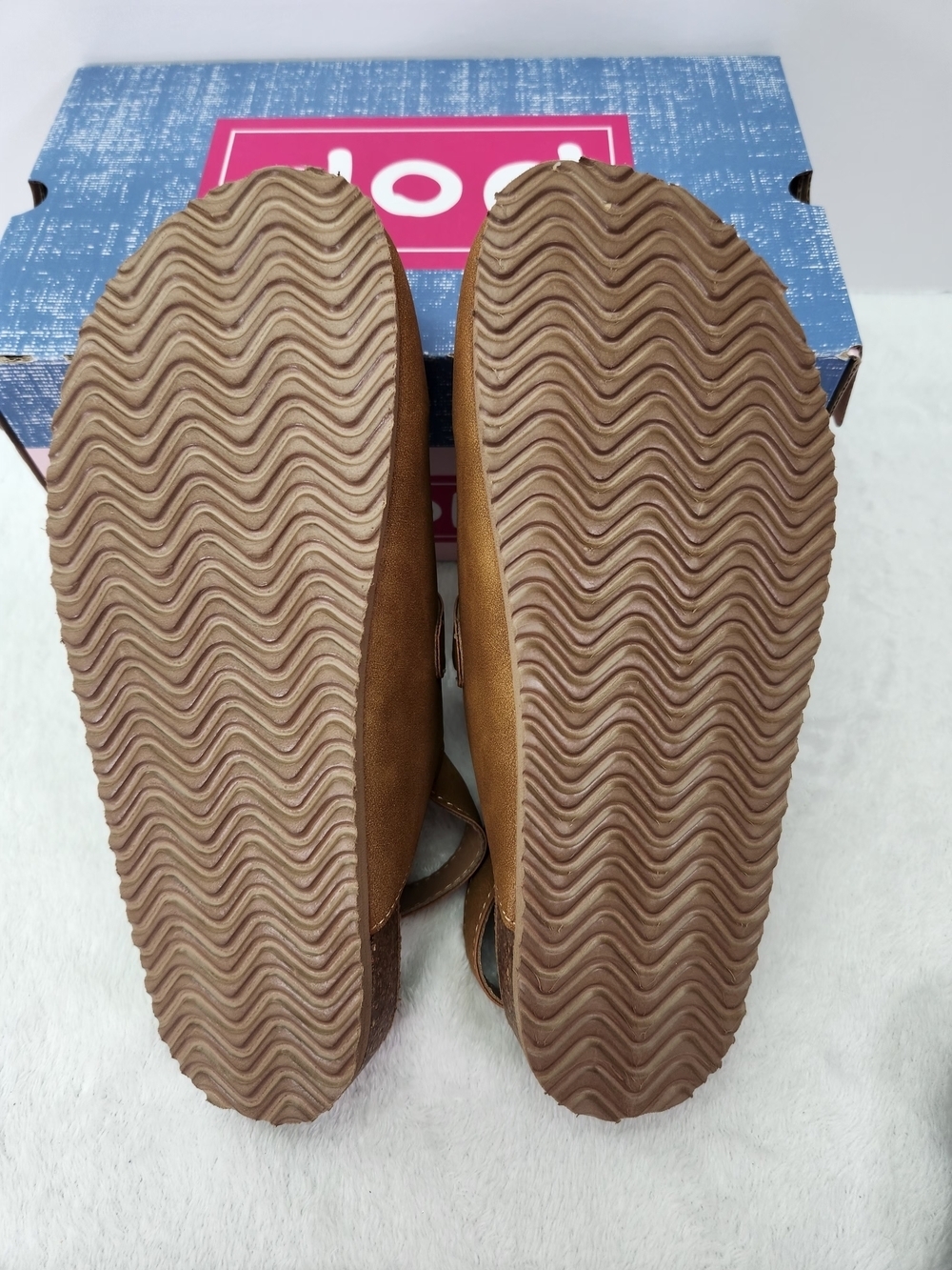 pop Ordelia Tan Suede-Look Slingback Clog with Buckle and Charm Size 8.5 - Picture 8 of 11